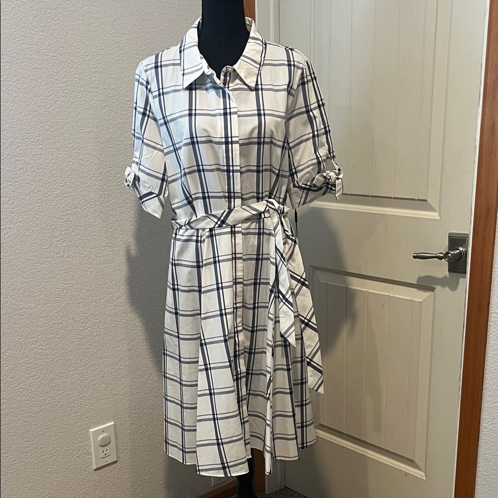 Calvin Klein White and Blue Checkered Midi Dress